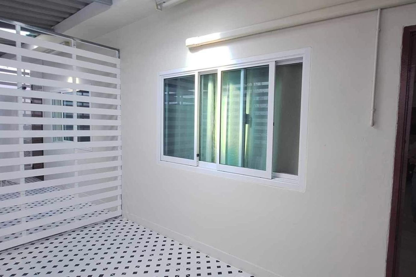 Chaiwat Hostel Bangkok Eksteriør billede