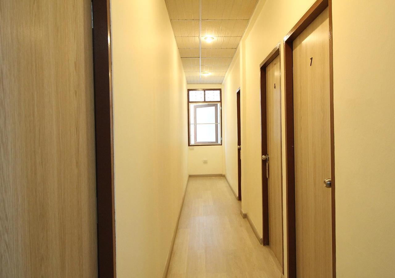 Chaiwat Hostel Bangkok Eksteriør billede