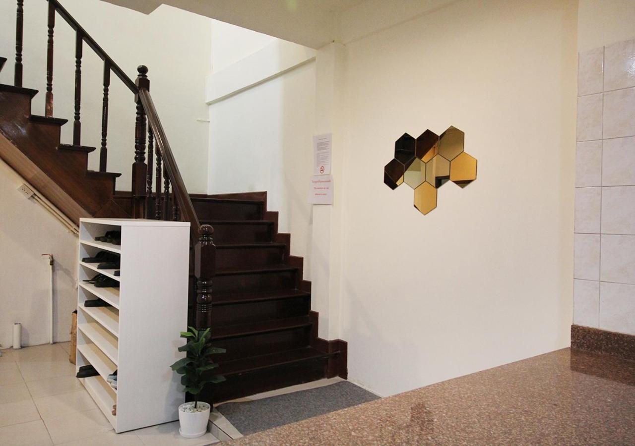 Chaiwat Hostel Bangkok Eksteriør billede