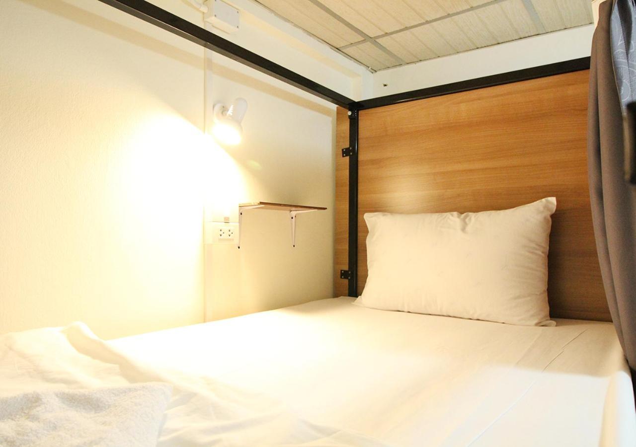 Chaiwat Hostel Bangkok Eksteriør billede