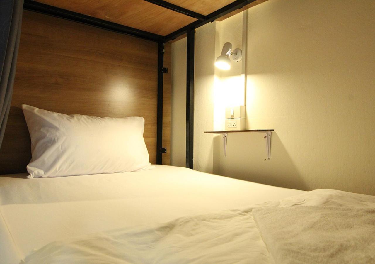 Chaiwat Hostel Bangkok Eksteriør billede