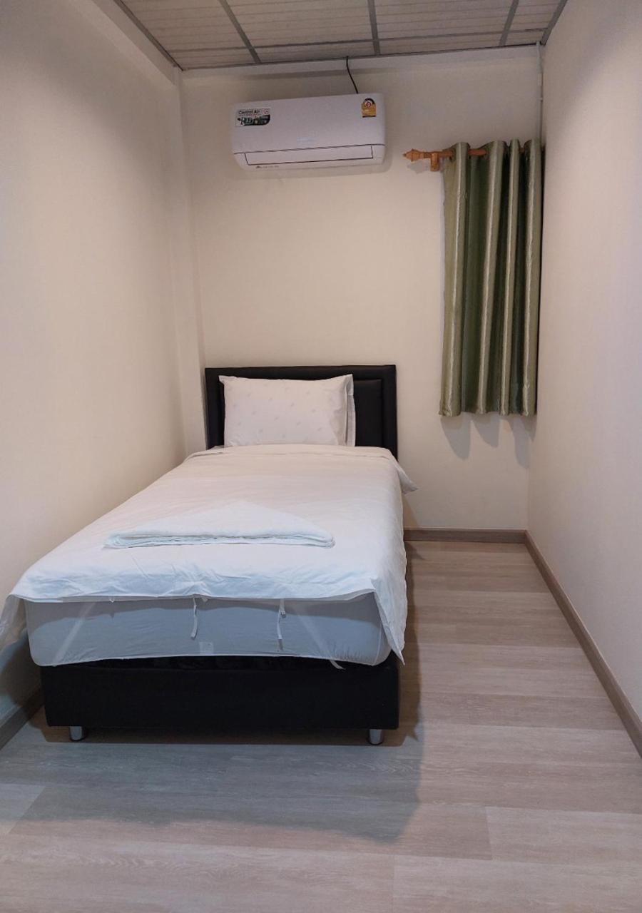 Chaiwat Hostel Bangkok Eksteriør billede