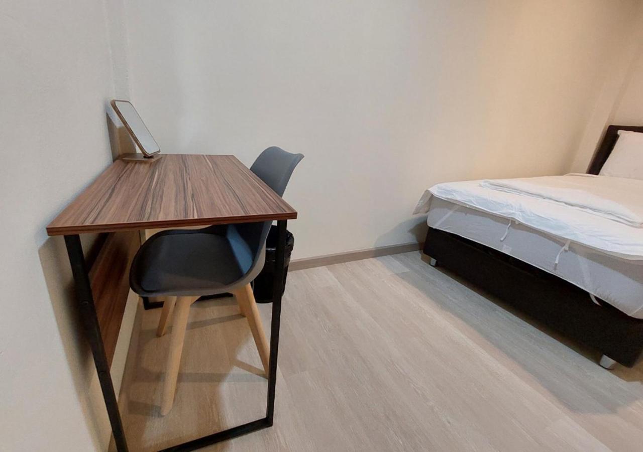 Chaiwat Hostel Bangkok Eksteriør billede