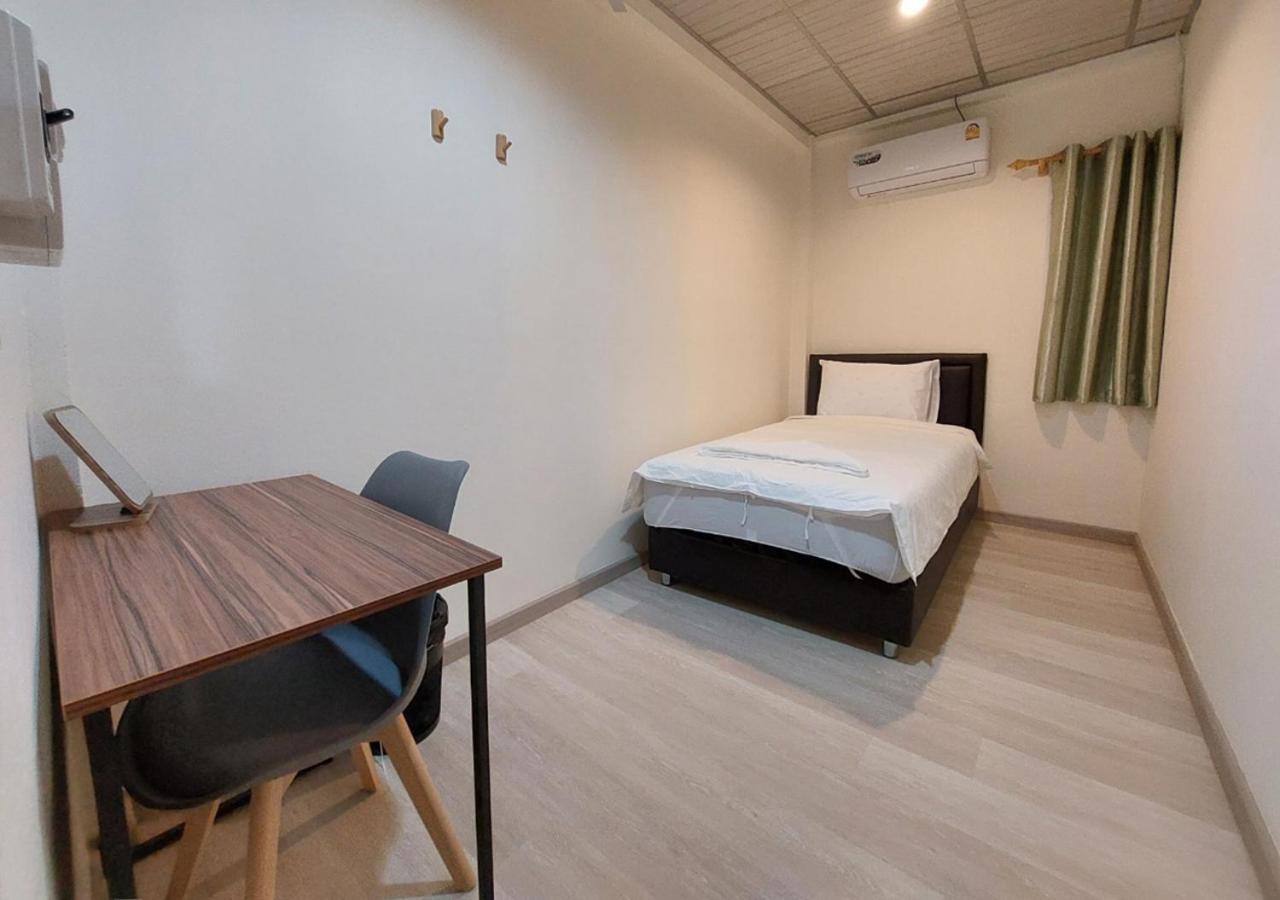 Chaiwat Hostel Bangkok Eksteriør billede